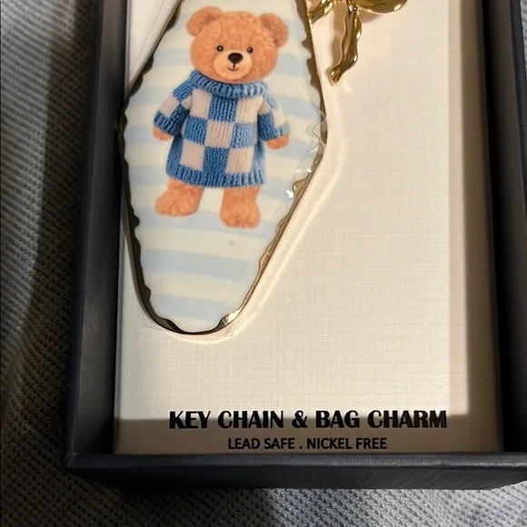 NIB Piper K Teddy Bear Key Chain & Bag Charm Gold Tone Heart and Bow - Picture 7 of 8